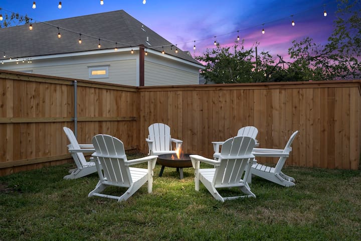 Enjoy The Evenings And Conversations at Our Beautiful Fire Pit