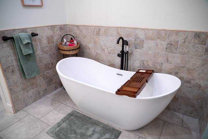 Large soaking tub in master bathroom 